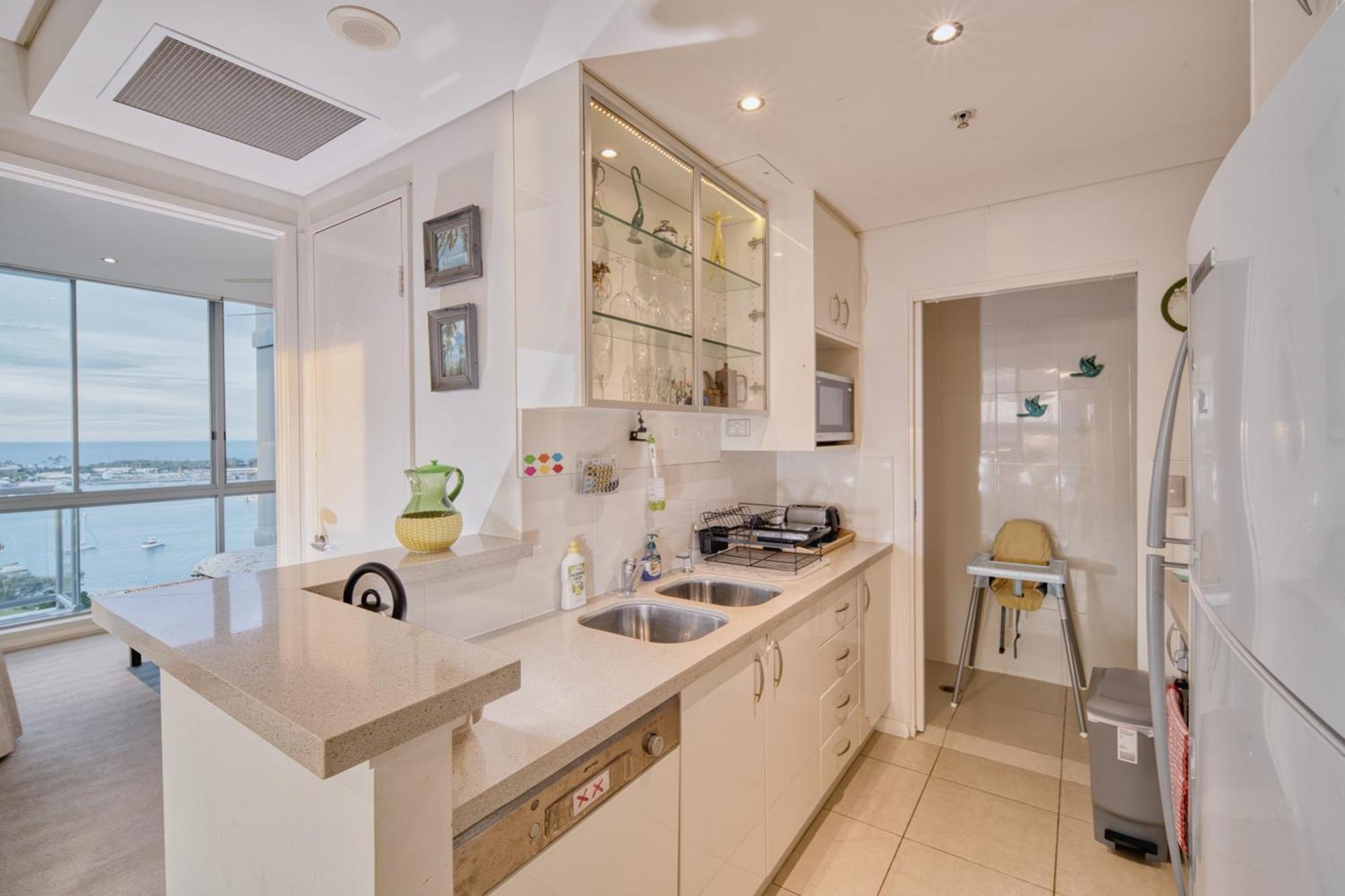 Stunning View Close To Everything Apartment Gold Coast